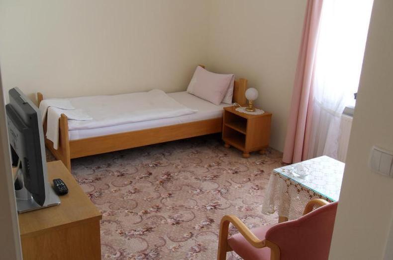 Palazzo Adler Bed & Breakfast Swarzędz Cameră foto